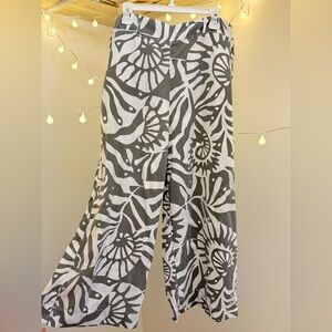 Nicole Miller Gray and White Wide Leg Pants